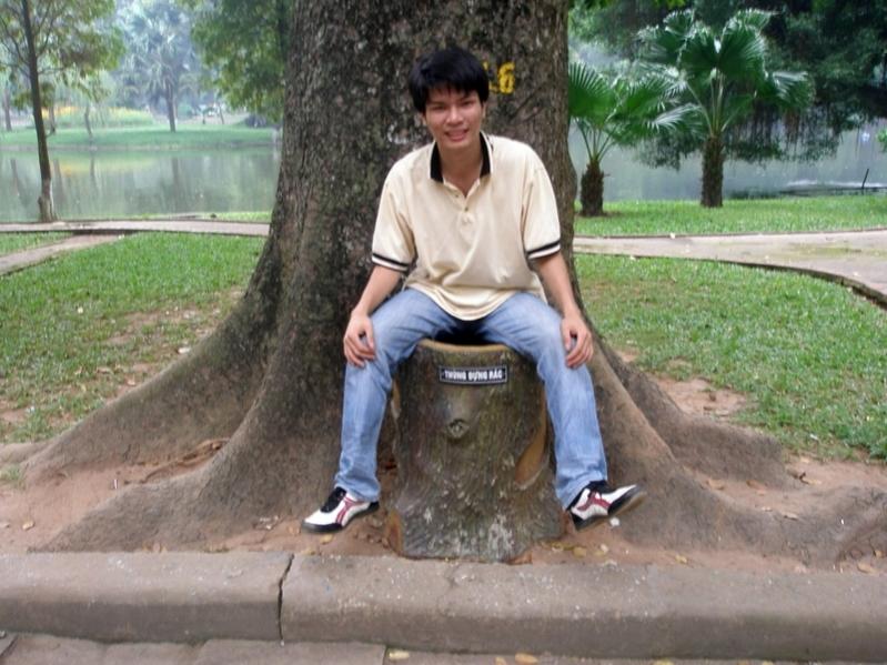 quang mat.jpg